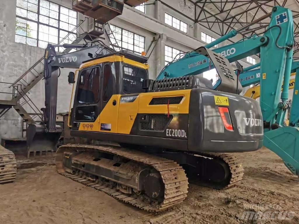 Volvo EC200D Koparki gąsienicowe