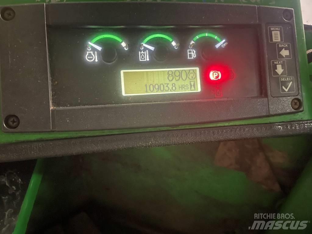 John Deere 643 K Harwestery gąsienicowe