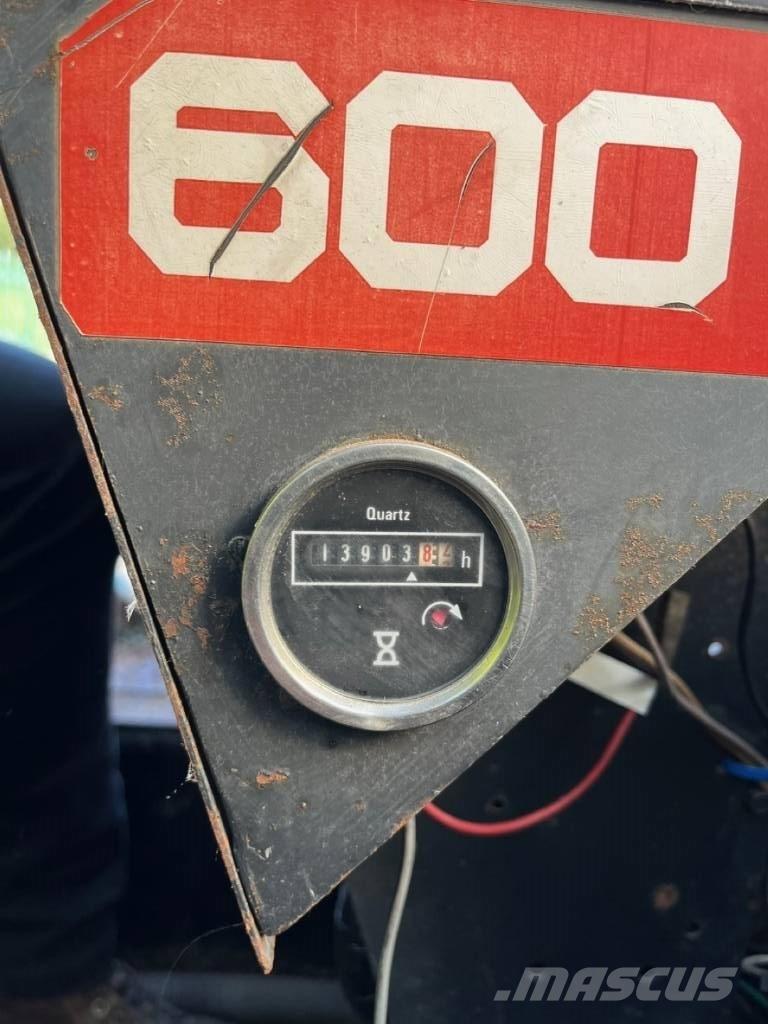 Jones IF 15AT Żurawie szosowo-terenowe