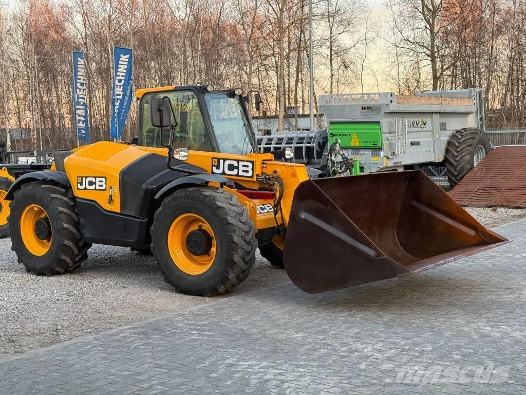 JCB 526-56 Agri Teleskopowe ładowarki kołowe