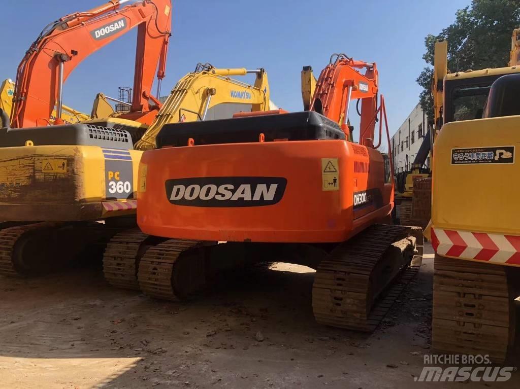 Doosan 225 LC Koparki gąsienicowe