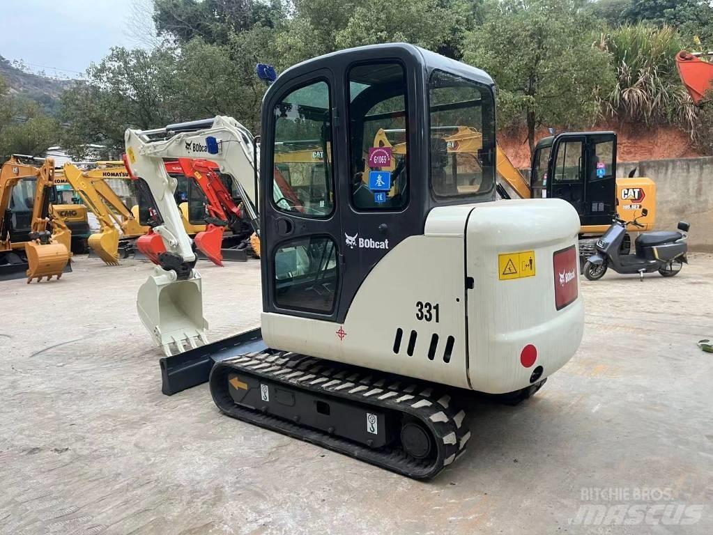 Bobcat 331 Minikoparki