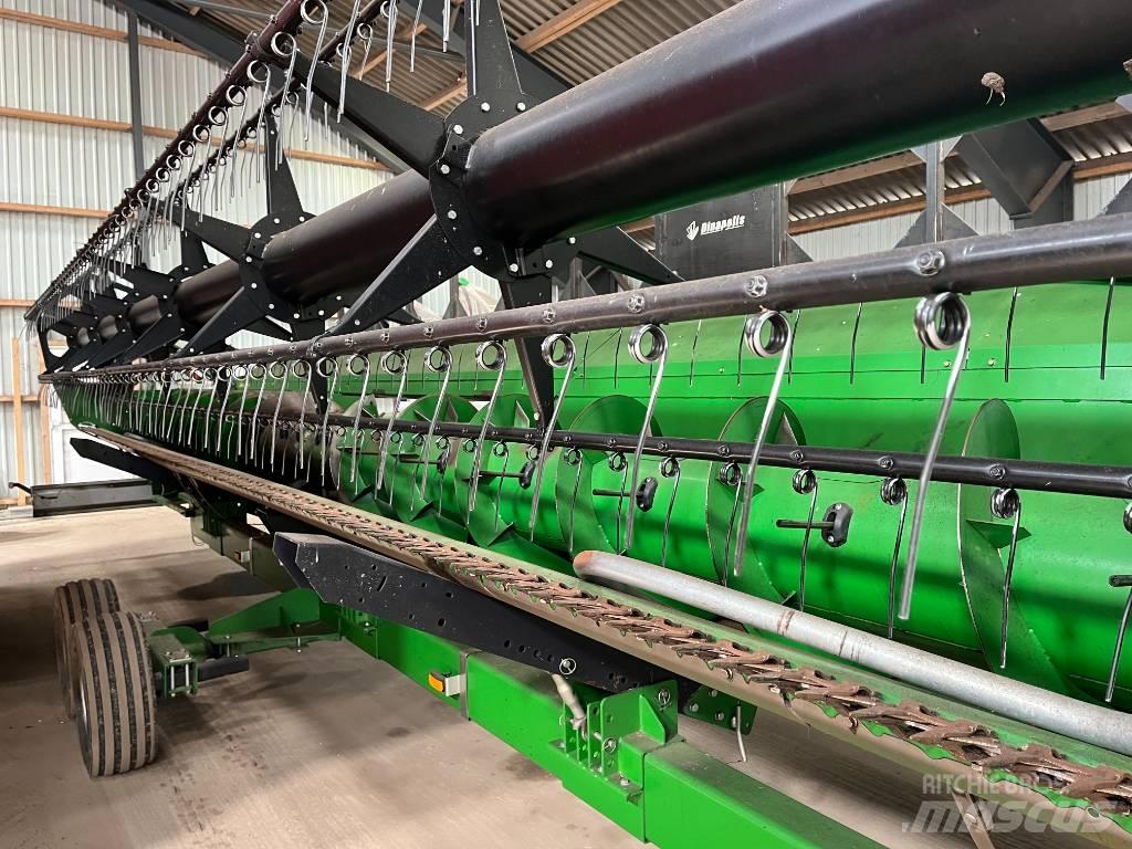 John Deere T670 Kombajny zbożowe