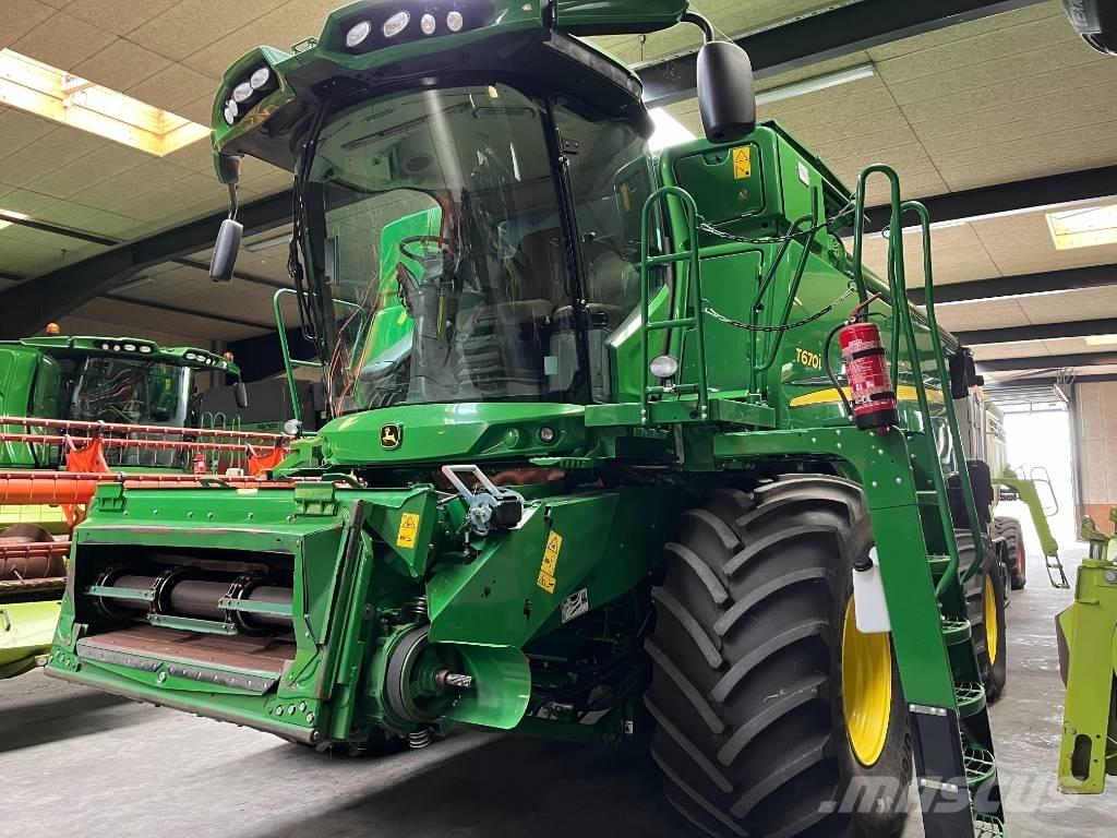 John Deere T670 Kombajny zbożowe