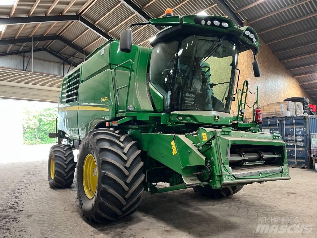 John Deere T670 Kombajny zbożowe