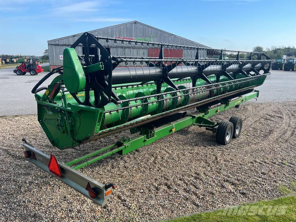 John Deere T670 Kombajny zbożowe