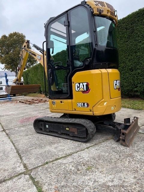 CAT 301.6 Minikoparki