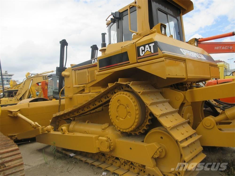 CAT D 8 N Spycharki gąsienicowe