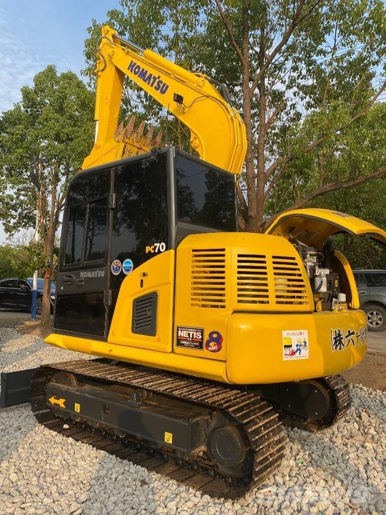 Komatsu 70-8 Koparki gąsienicowe