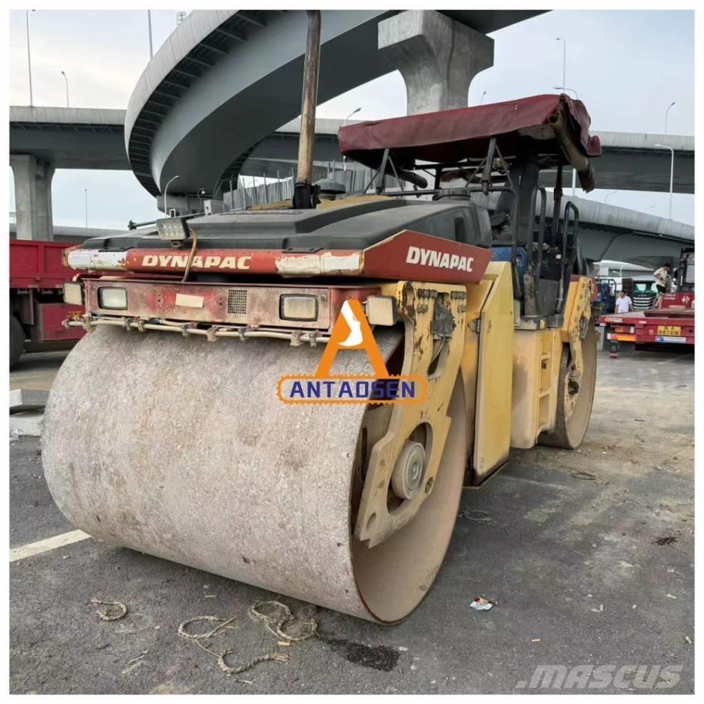 Dynapac CC422 Walce dwubębnowe