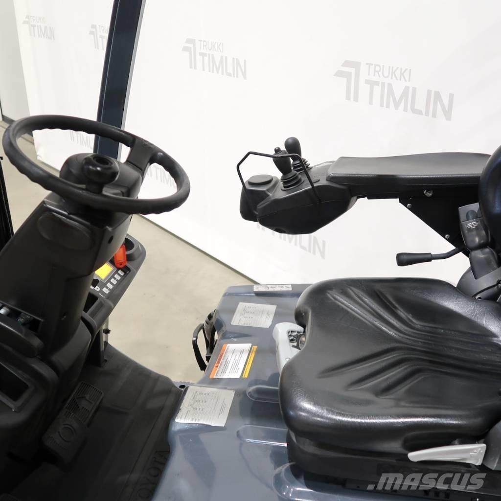 Toyota 8FBM20T Wózki elektryczne