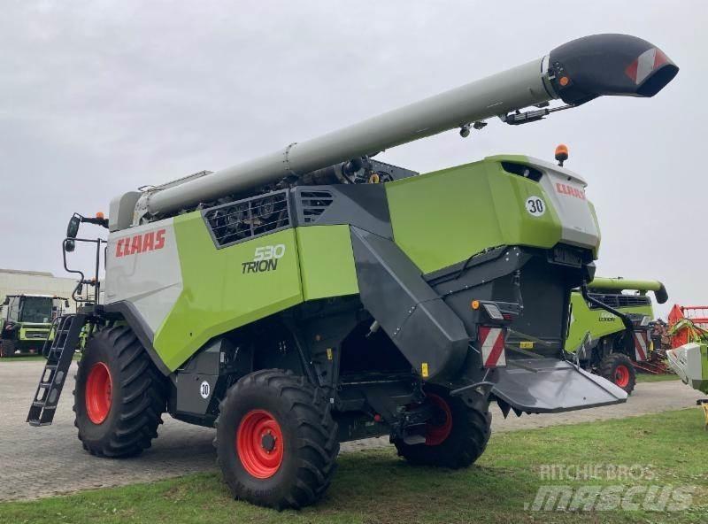 CLAAS TRION 530 Kombajny zbożowe
