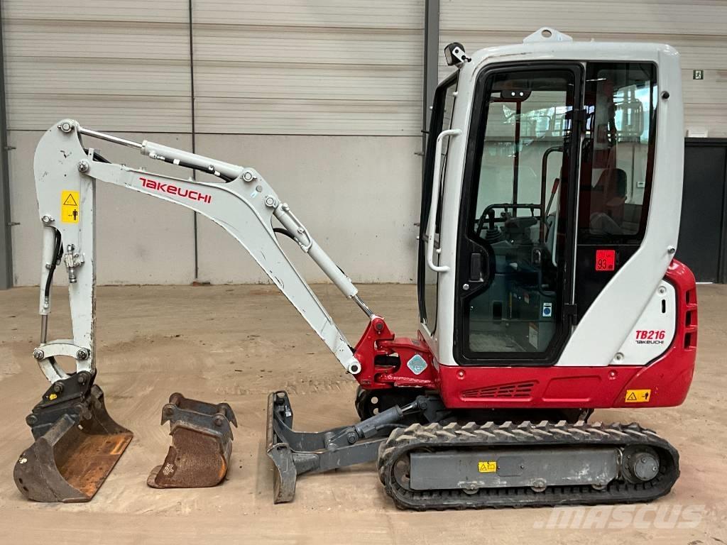 Takeuchi TB 216 Minikoparki