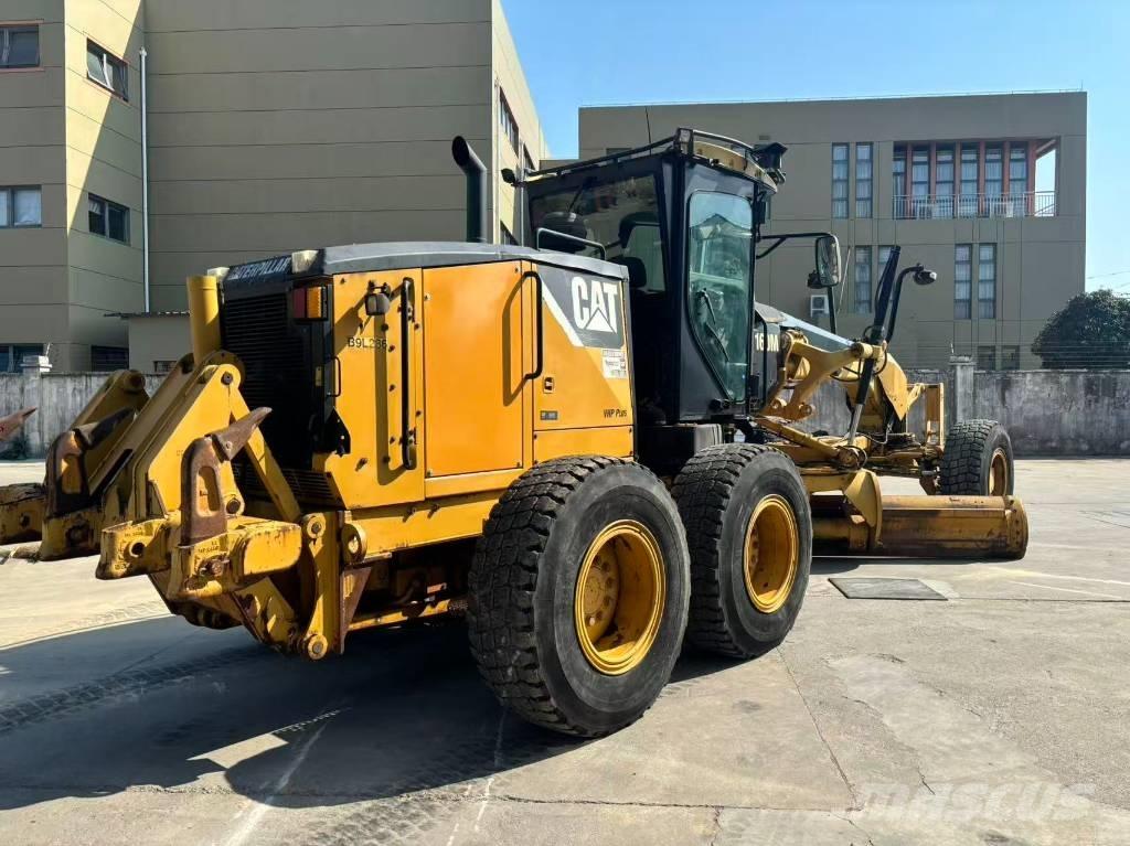 CAT 160 M Równiarki