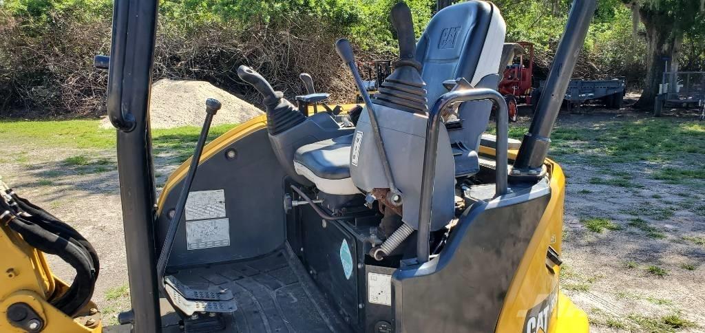 CAT 303 E CR Minikoparki