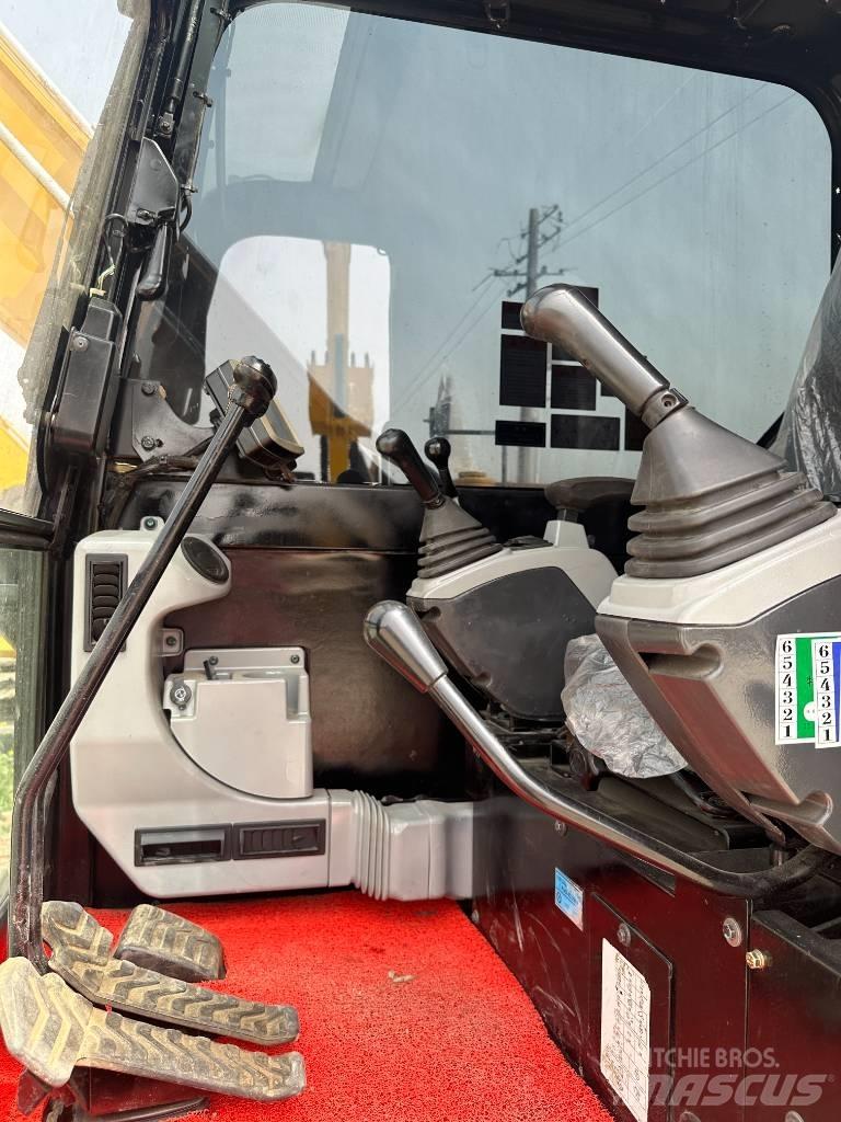 CAT 307E2 Minikoparki