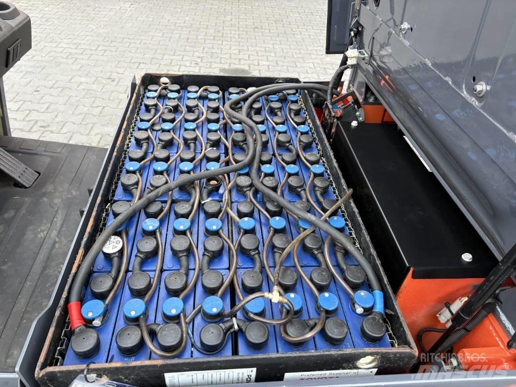 Toyota 8 FBMKT 20 Wózki elektryczne