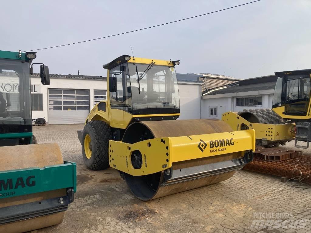 Bomag BW 211 DH-5 Walce jednobębnowe