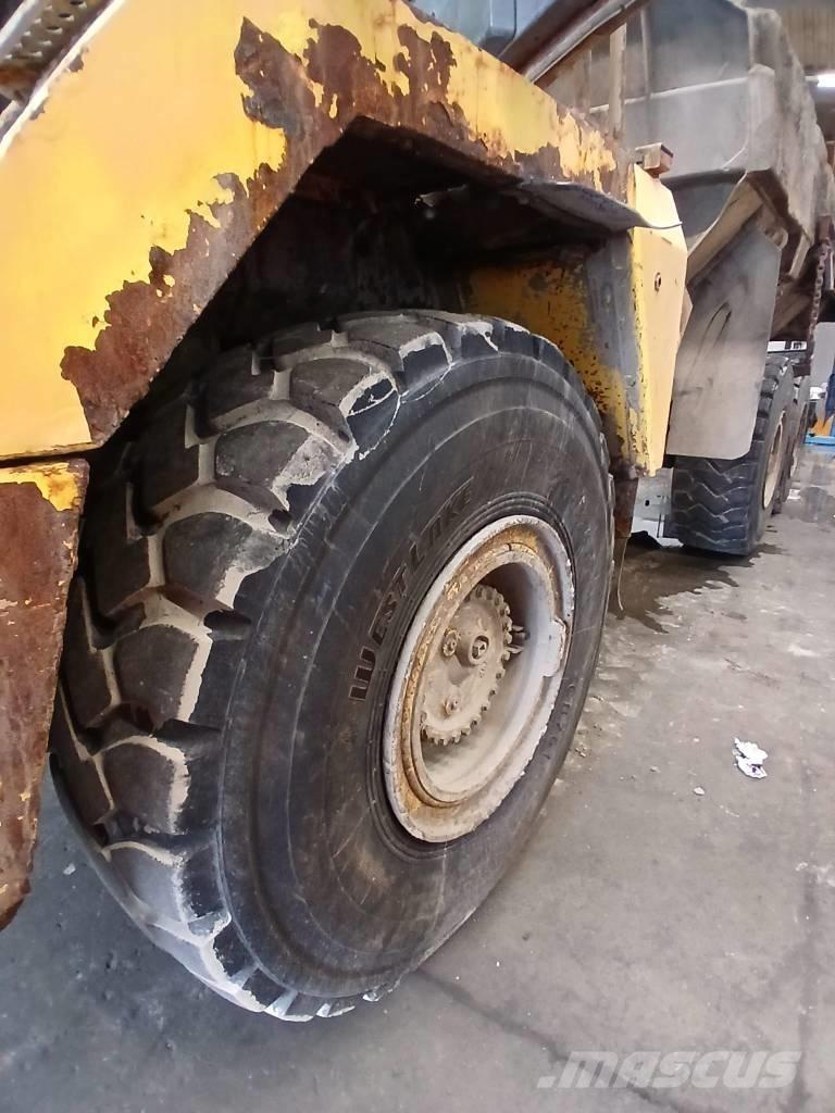 Komatsu HM 300-2 Wozidła przegubowe