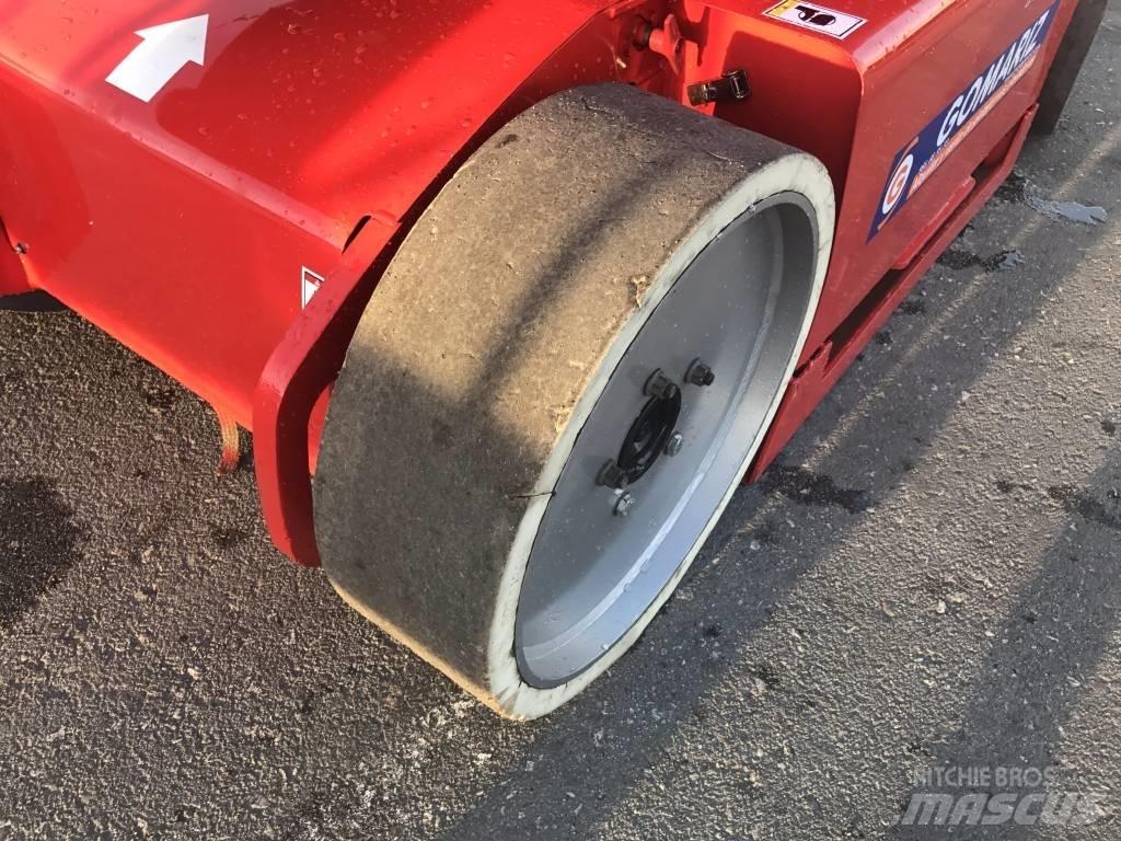 Manitou 120 AET J Podnośniki przegubowe