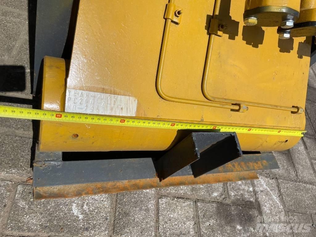 Komatsu Long reach Koparki z długim ramieniem