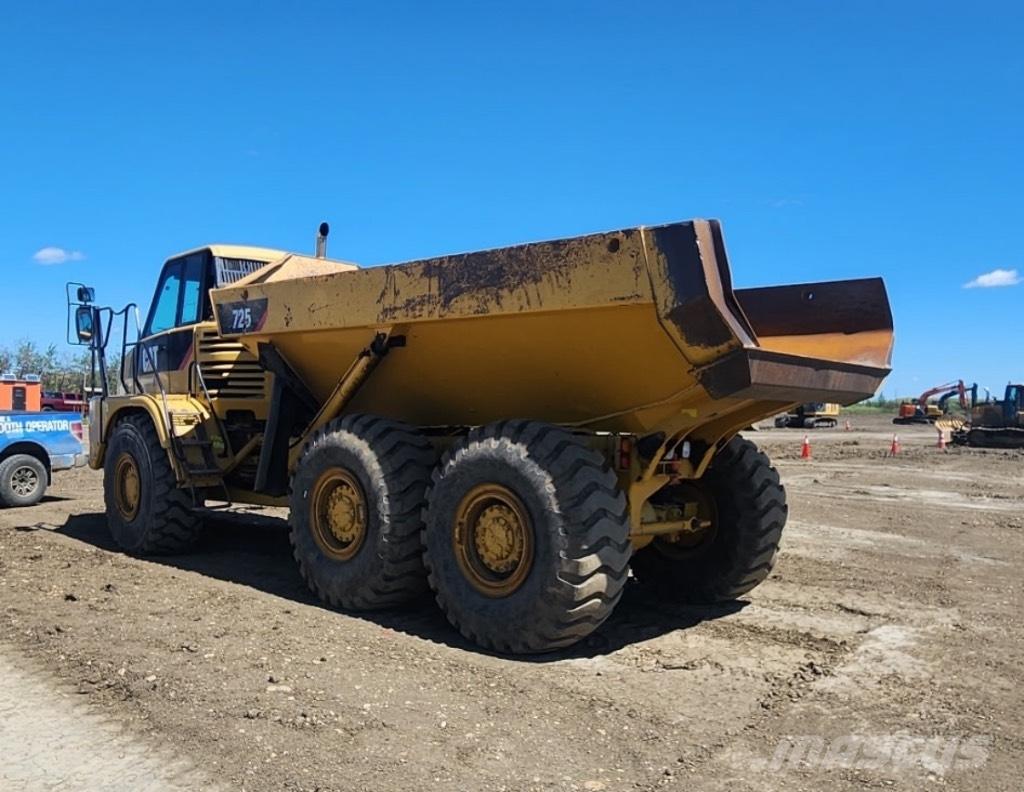 CAT 725 Wozidła przegubowe