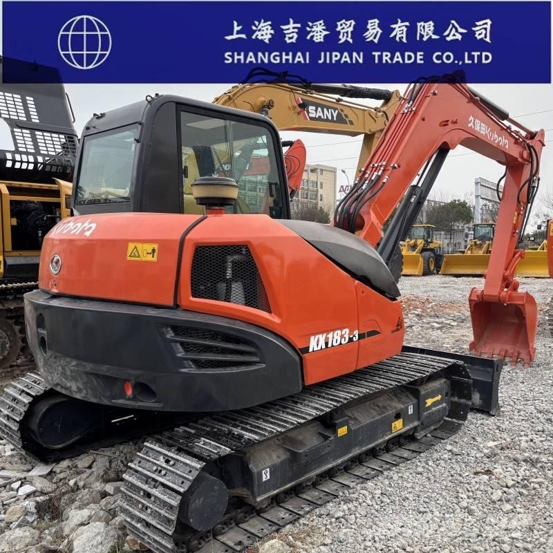Kubota 183 Koparki gąsienicowe