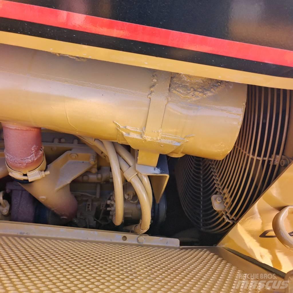 CAT D 6 R Spycharki gąsienicowe