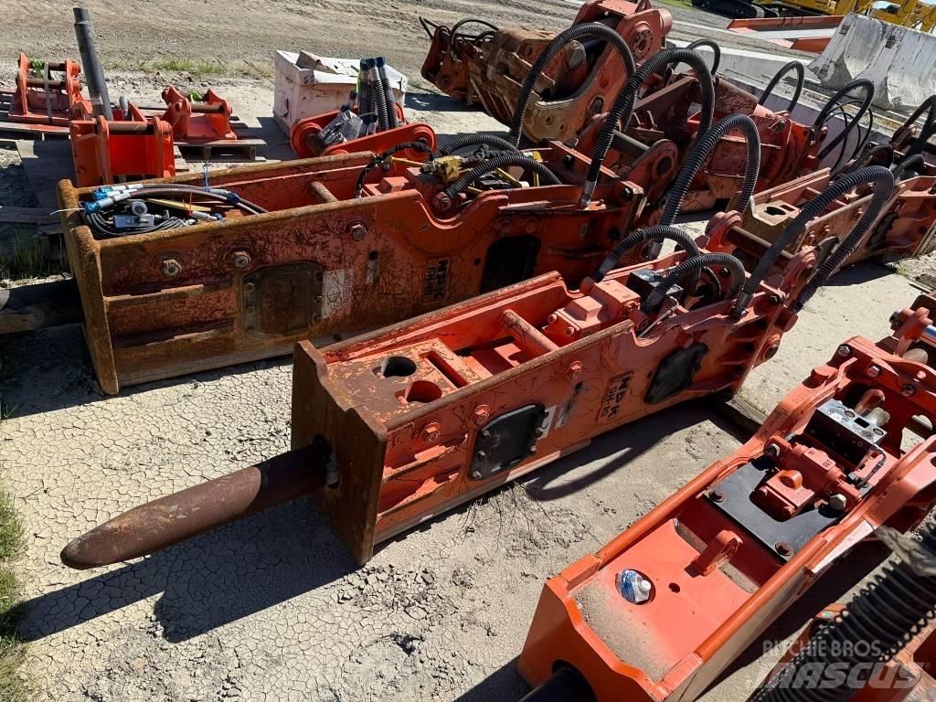 NPK GH 10 Młoty hydrauliczne