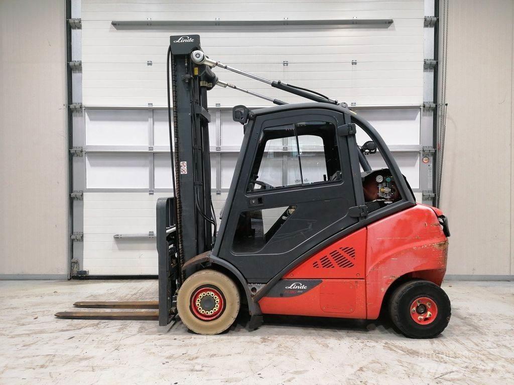 Linde H30TCNG-02 Wózki LPG