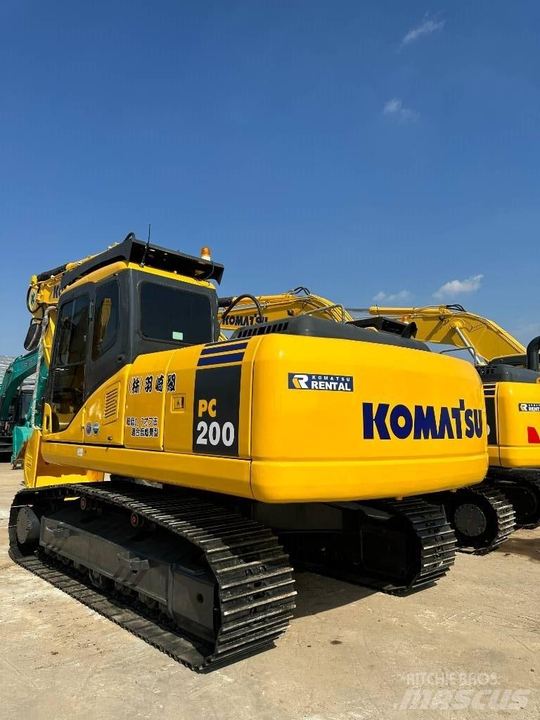 Komatsu PC200-7 Koparki gąsienicowe