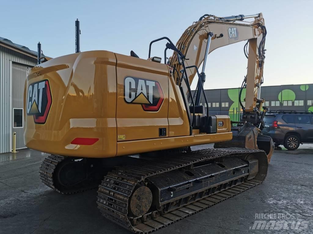 CAT 323 Koparki gąsienicowe