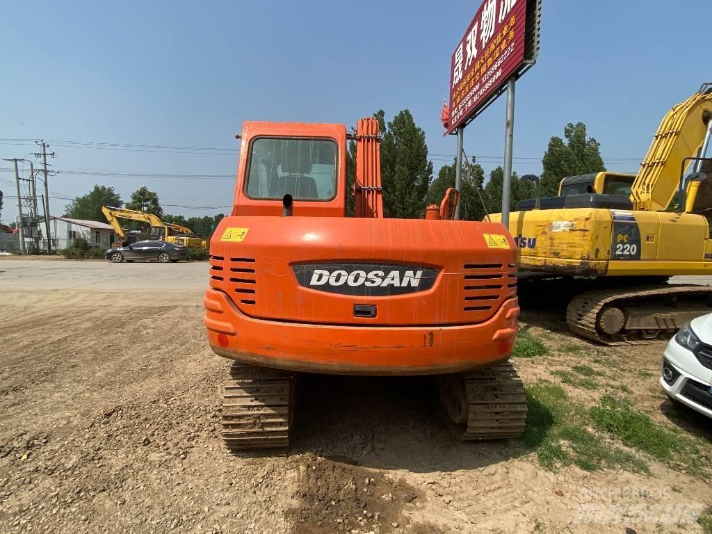 Doosan DH80 Minikoparki