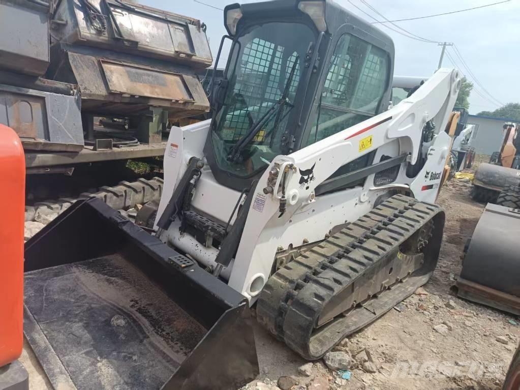Bobcat T770 Ładowarki gąsienicowe
