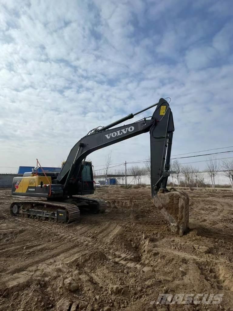 Volvo EC210D Koparki gąsienicowe