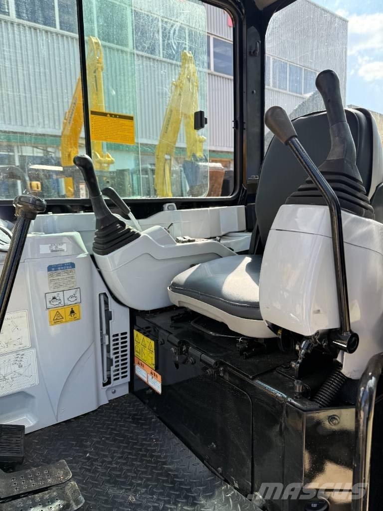 CAT 303.5E Minikoparki