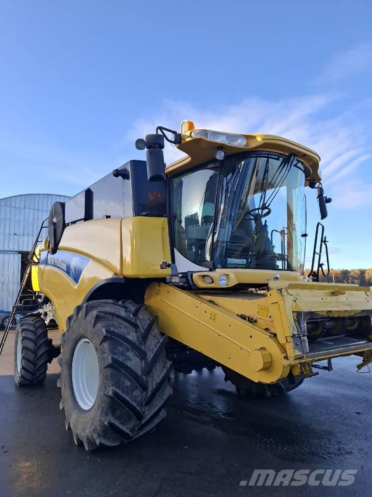 New Holland CX 840 Kombajny zbożowe