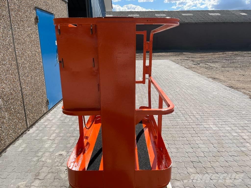 JLG 1230 ES Podnośniki masztowe