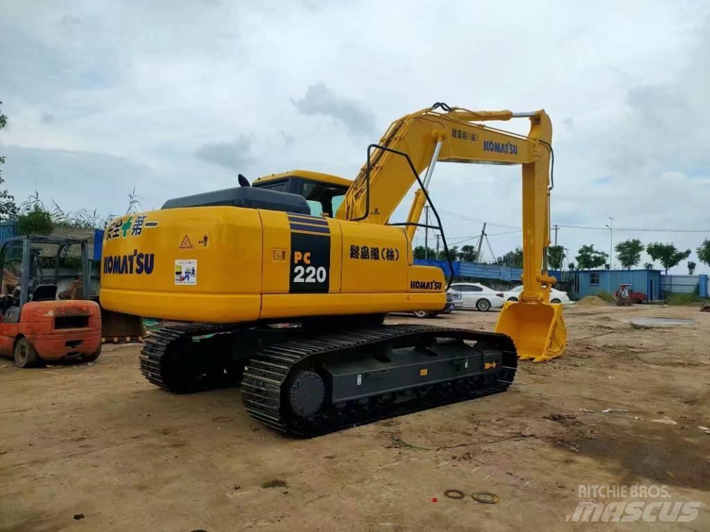 Komatsu PC 220 Koparki gąsienicowe