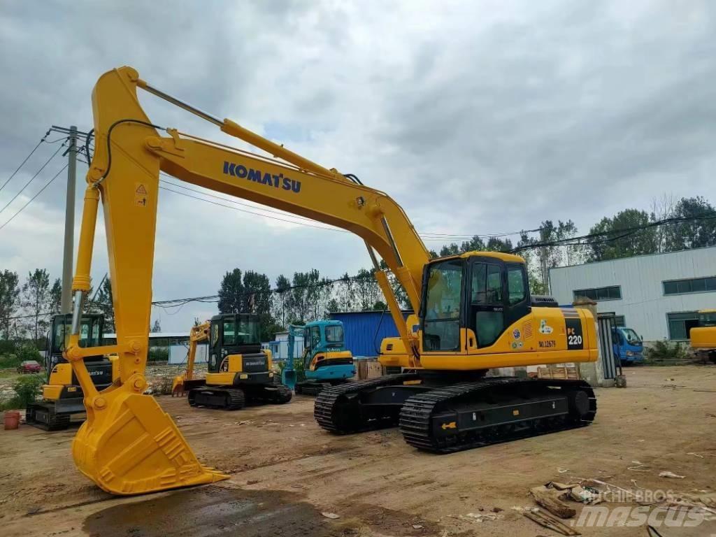 Komatsu PC 220 Koparki gąsienicowe