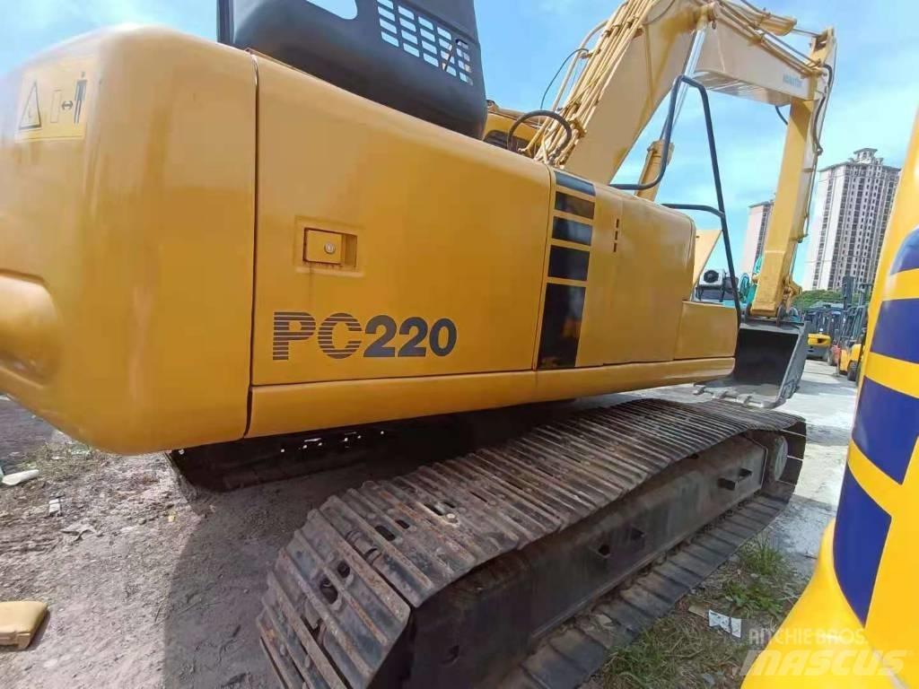 Komatsu PC 220-6 Koparki gąsienicowe