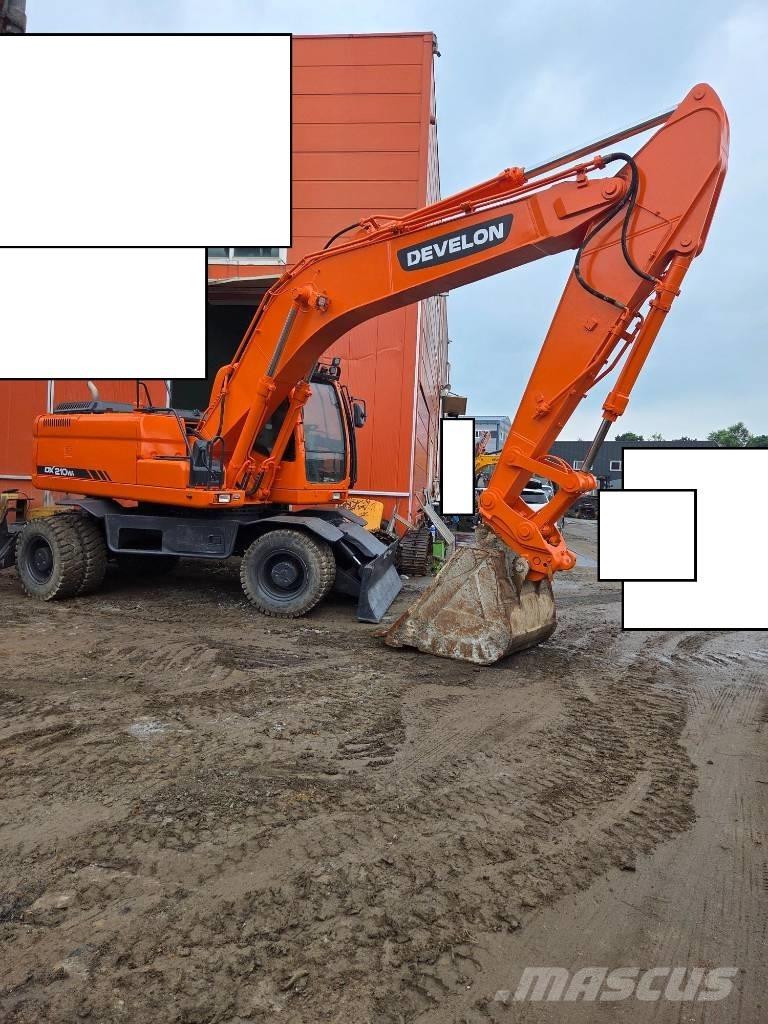 Doosan DX 210 W Koparki kołowe