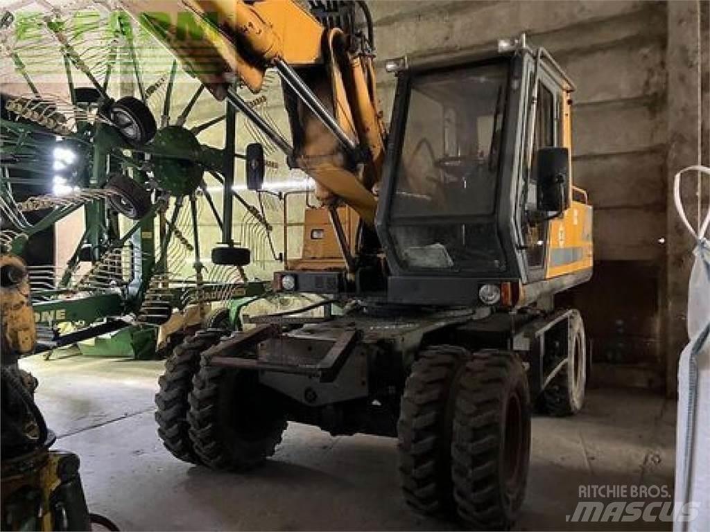 JCB js 130 w Koparki kołowe