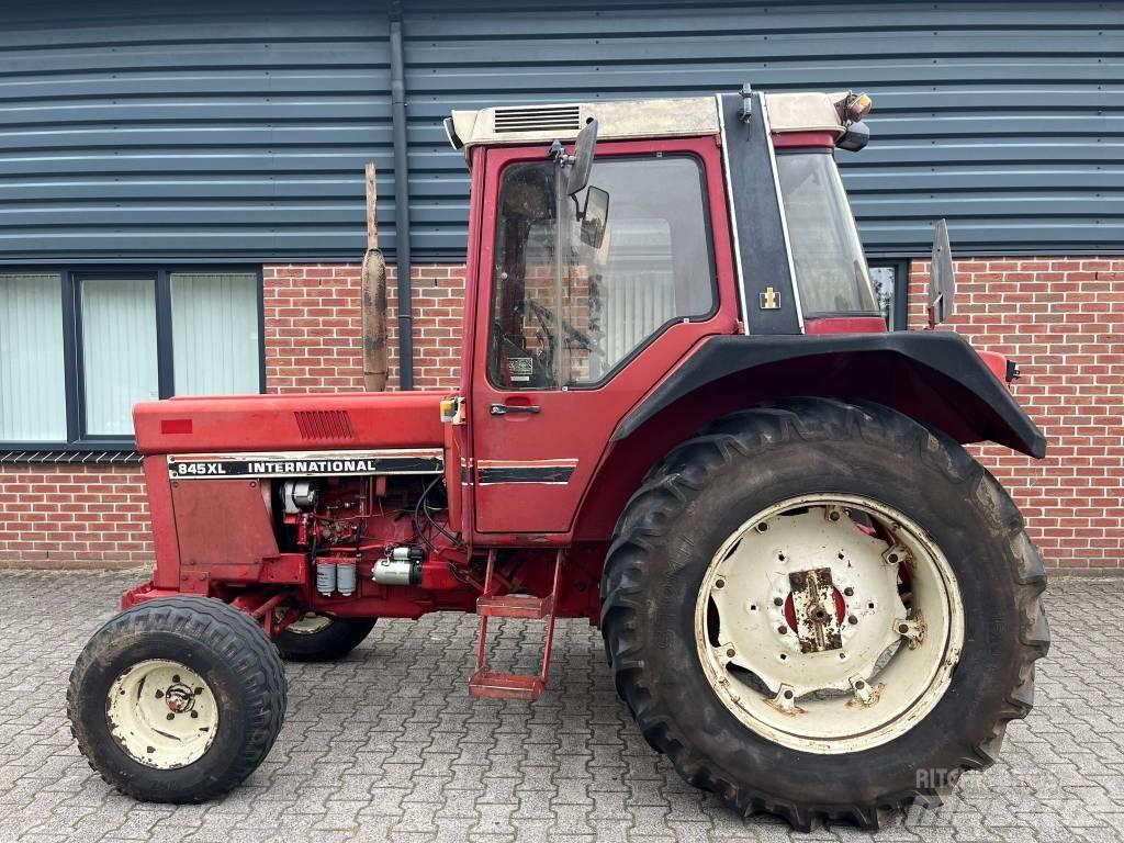 International 845 XL Ciągniki rolnicze