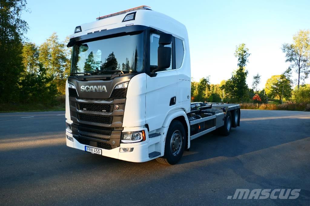 Scania R590B6x2nb Hakowce