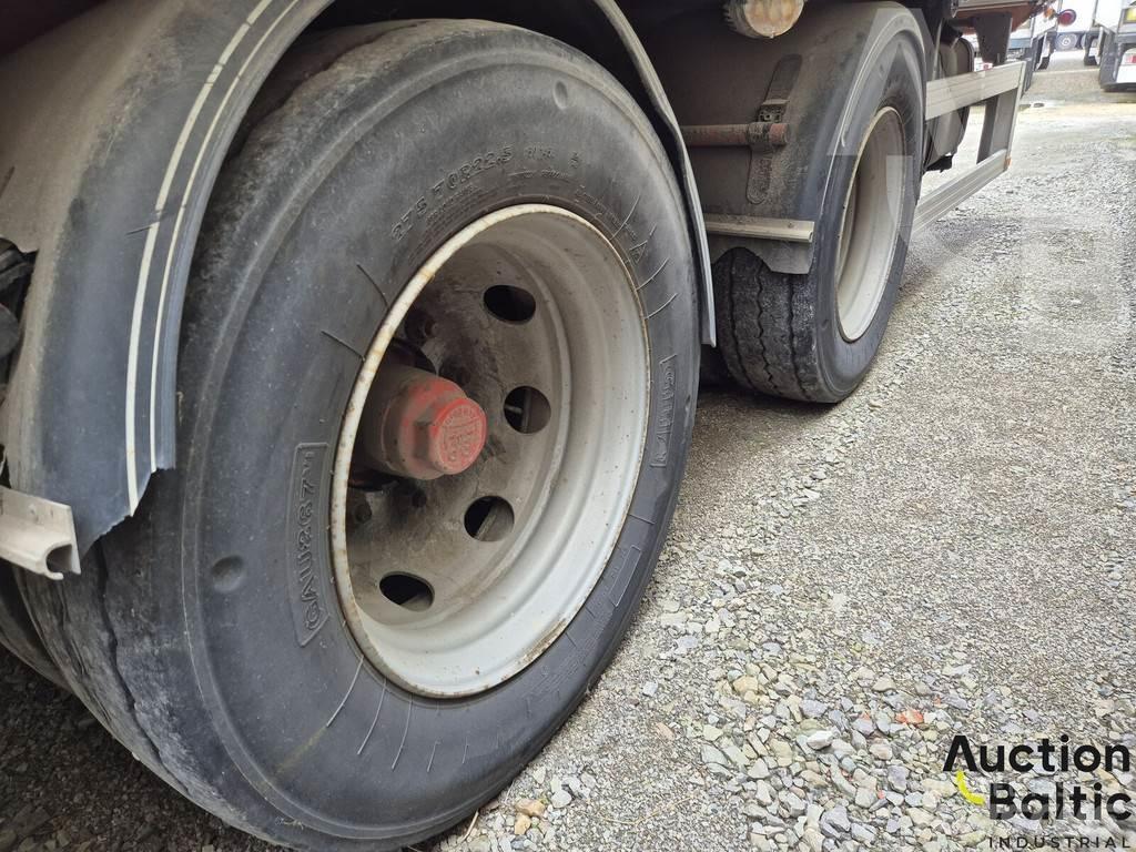 HFR BUSSBYGG KK18 Przyczepy ze skrzynią zamkniętą