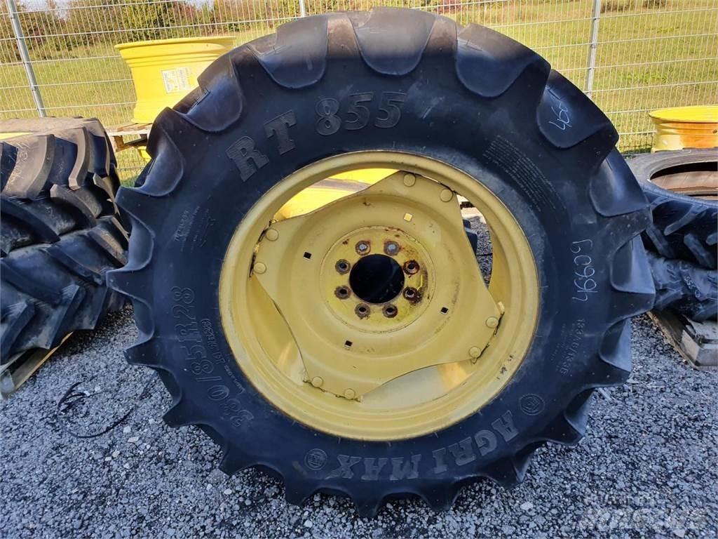 BKT 380/85R28 x2 Opony, koła i felgi