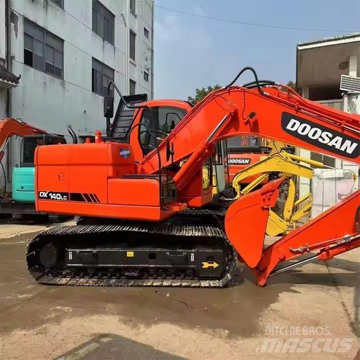 Doosan DX140LC Koparki gąsienicowe