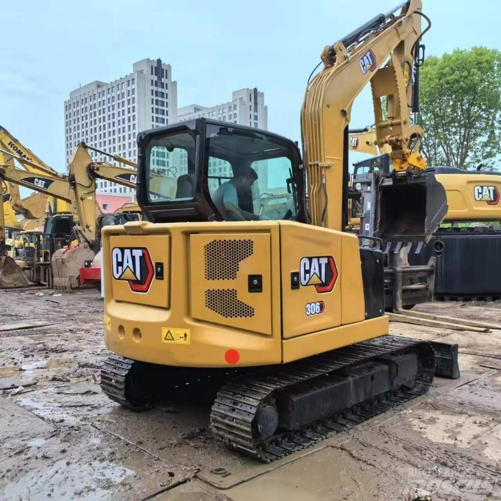 CAT 306 Minikoparki