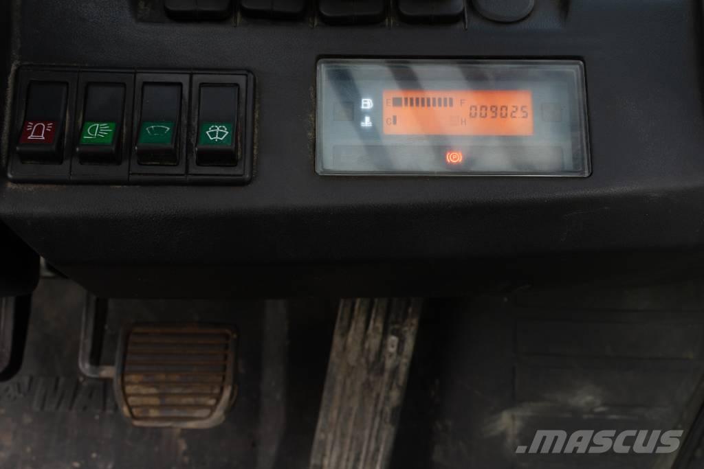 Manitou MI 25 D Wózki Diesla